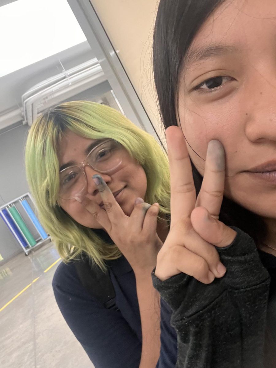 Maria and Nastassja take a selfie together.